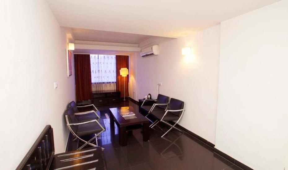 Hotel Metro Park Inn Coimbatore Buitenkant foto